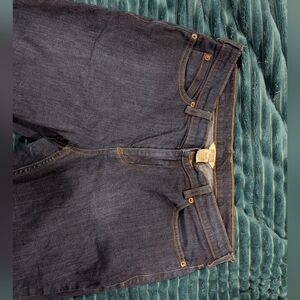 Duluth Trading Co Classic Blue Jeans